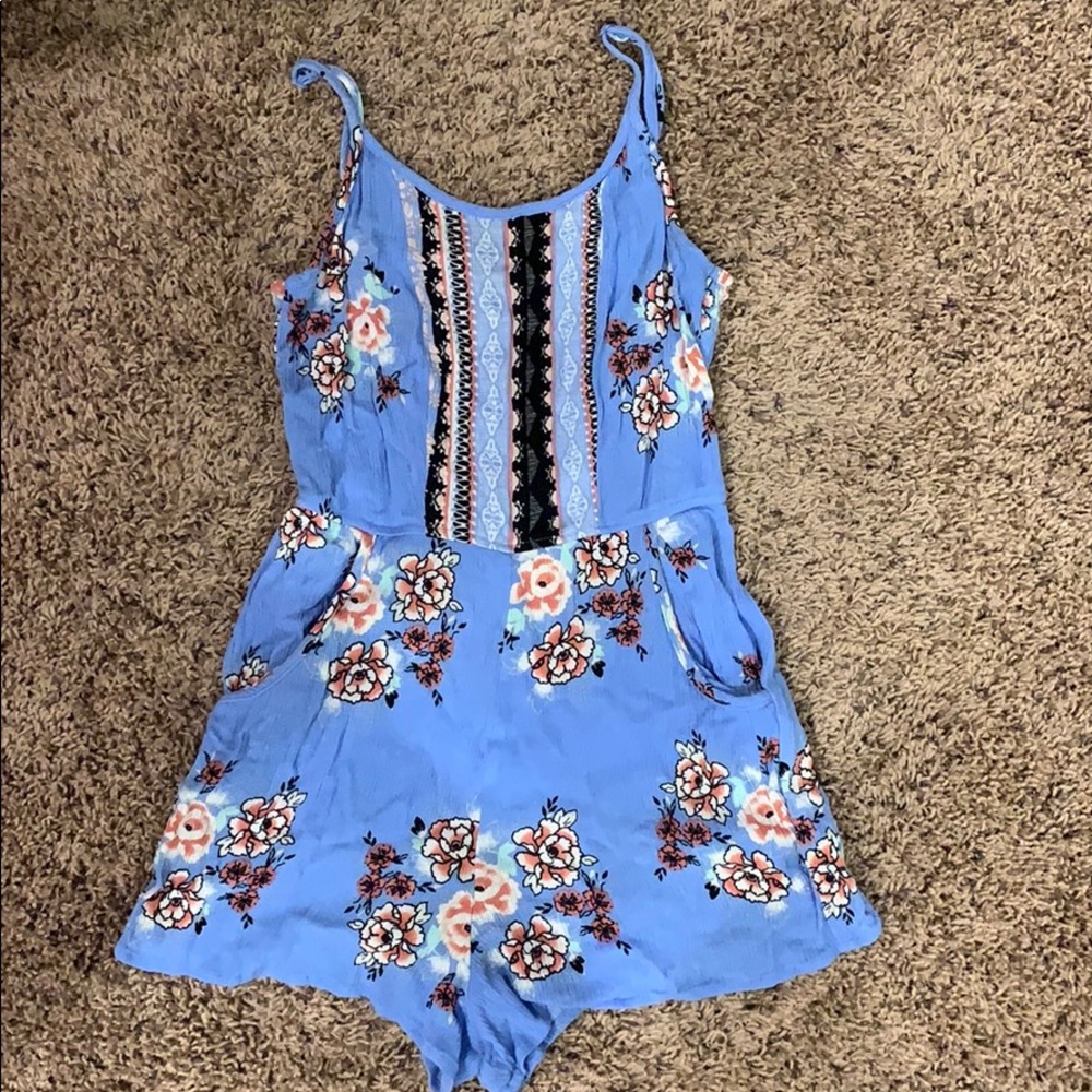 super cute blue flowery romper